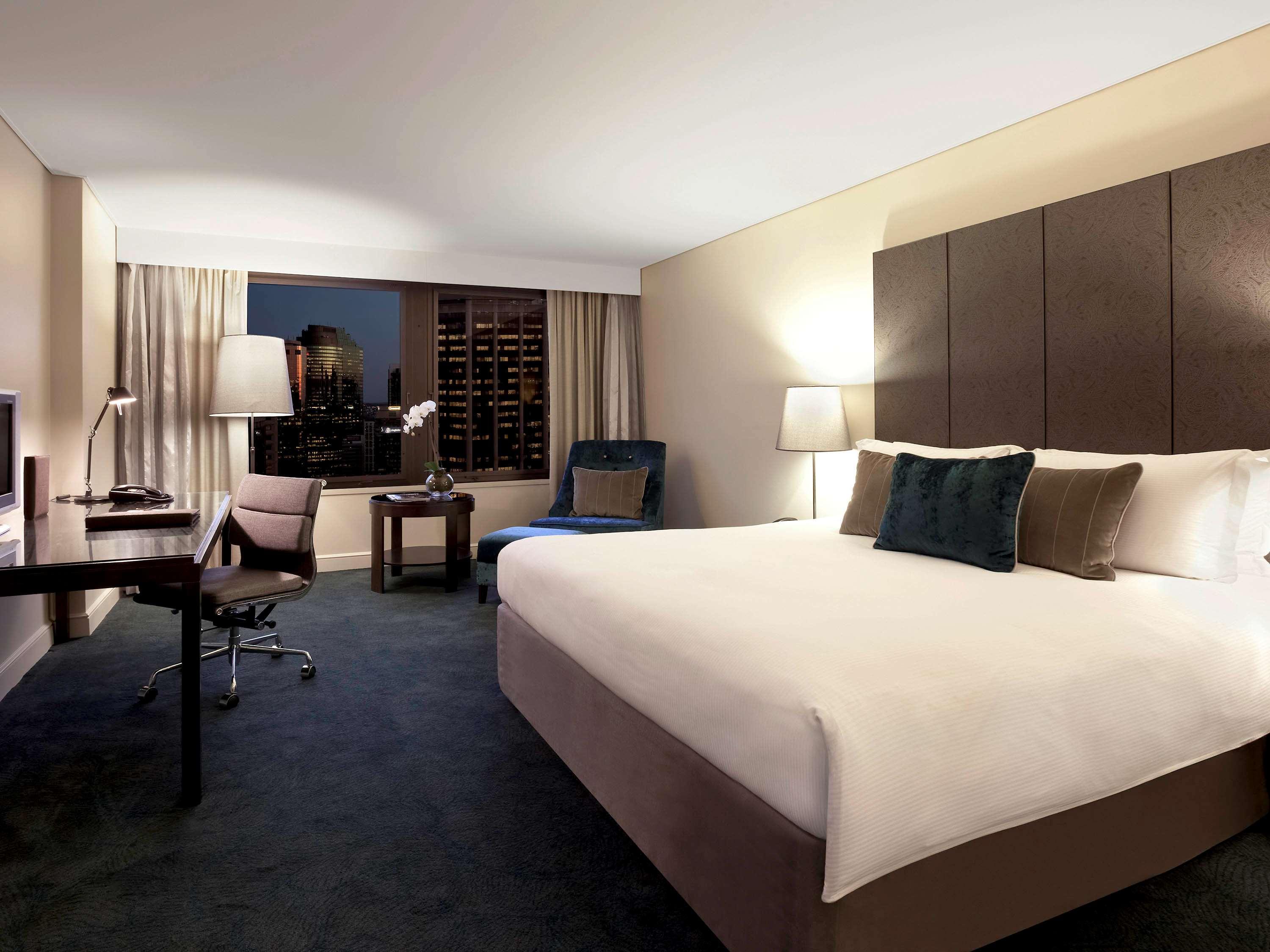 布里斯班中央索菲特大酒店 外观 照片 A room at the InterContinental New York Times Square